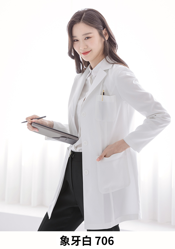 DC153 | 女醫師長袍