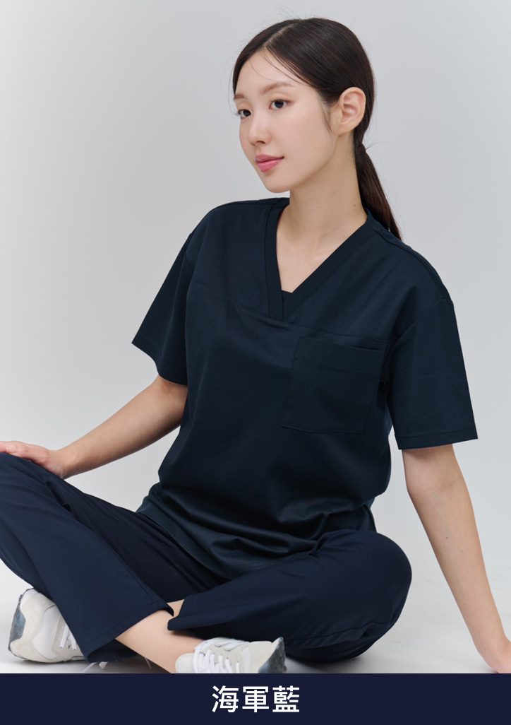 美型520 短袖｜男女中性款 V領醫療上衣